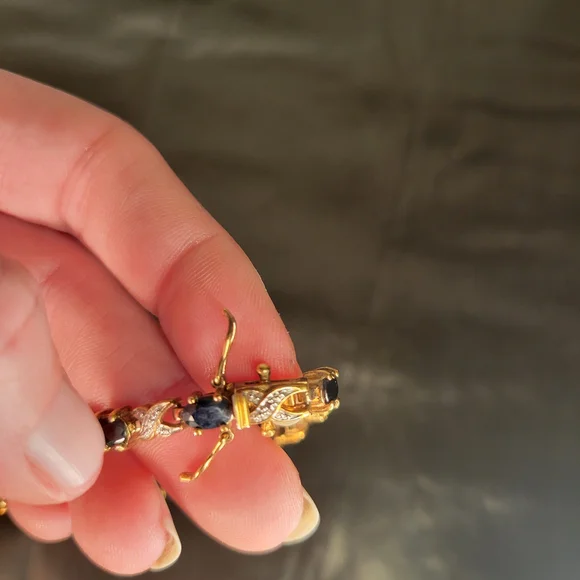 Sold...Vintage Sterling Silver Tennis Bracelet Diamond & Sapphire X's & O's 7 in - Picture 7 of 15